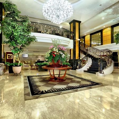 Aston Tropicana Hotel Bandung Dış mekan fotoğraf