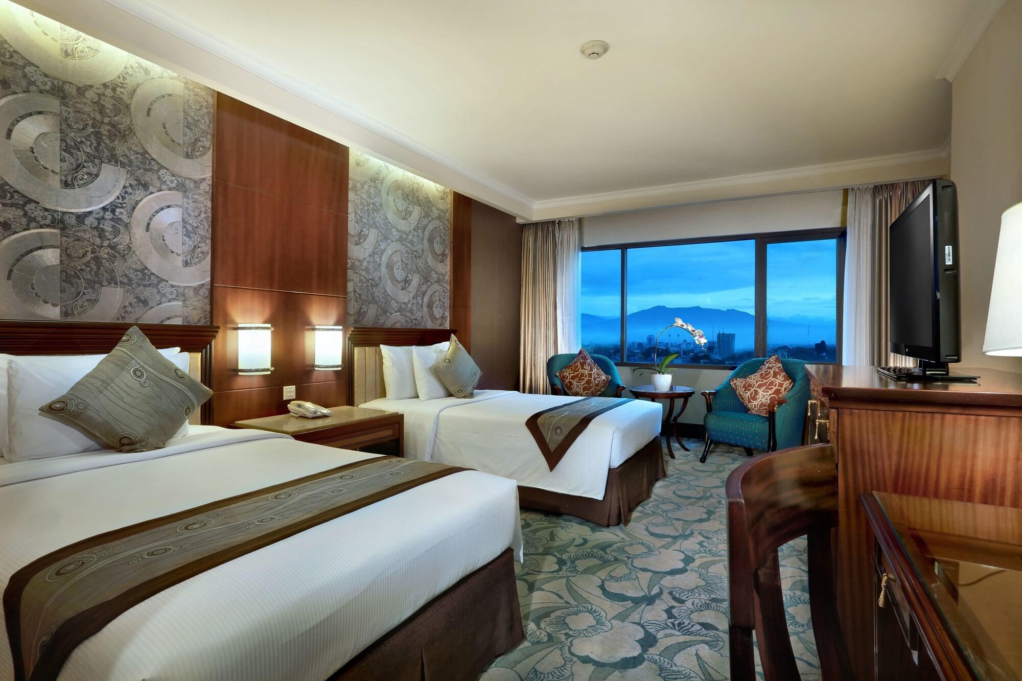 Aston Tropicana Hotel Bandung Dış mekan fotoğraf