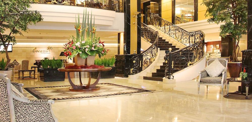 Aston Tropicana Hotel Bandung Dış mekan fotoğraf