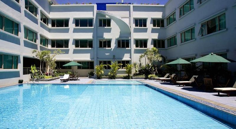 Aston Tropicana Hotel Bandung Dış mekan fotoğraf