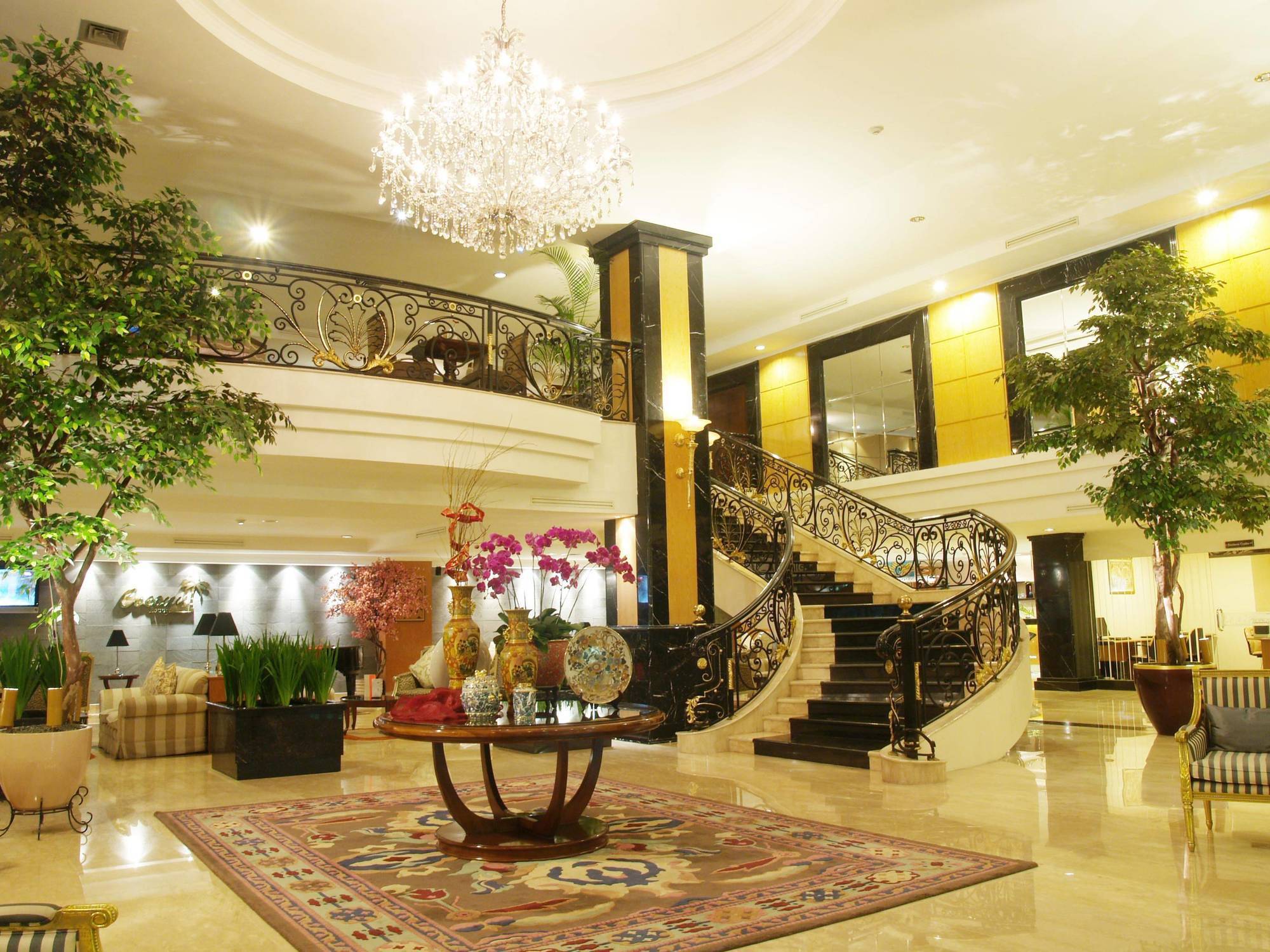 Aston Tropicana Hotel Bandung Dış mekan fotoğraf