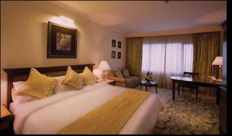 Aston Tropicana Hotel Bandung Dış mekan fotoğraf