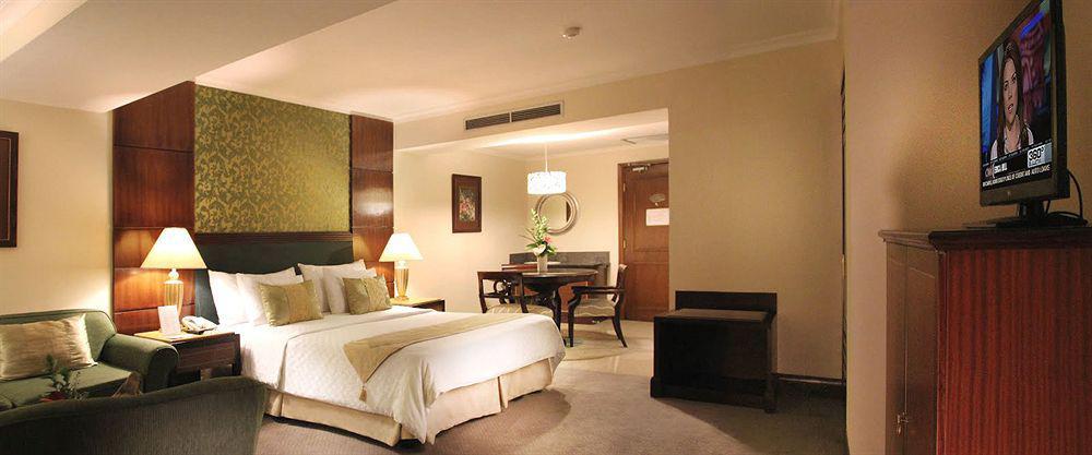 Aston Tropicana Hotel Bandung Dış mekan fotoğraf